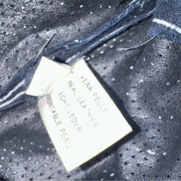 Mario Valentino leather maxi skirt 40 4 small navy white
Stripe lightweight blue - Picture 5 of 12